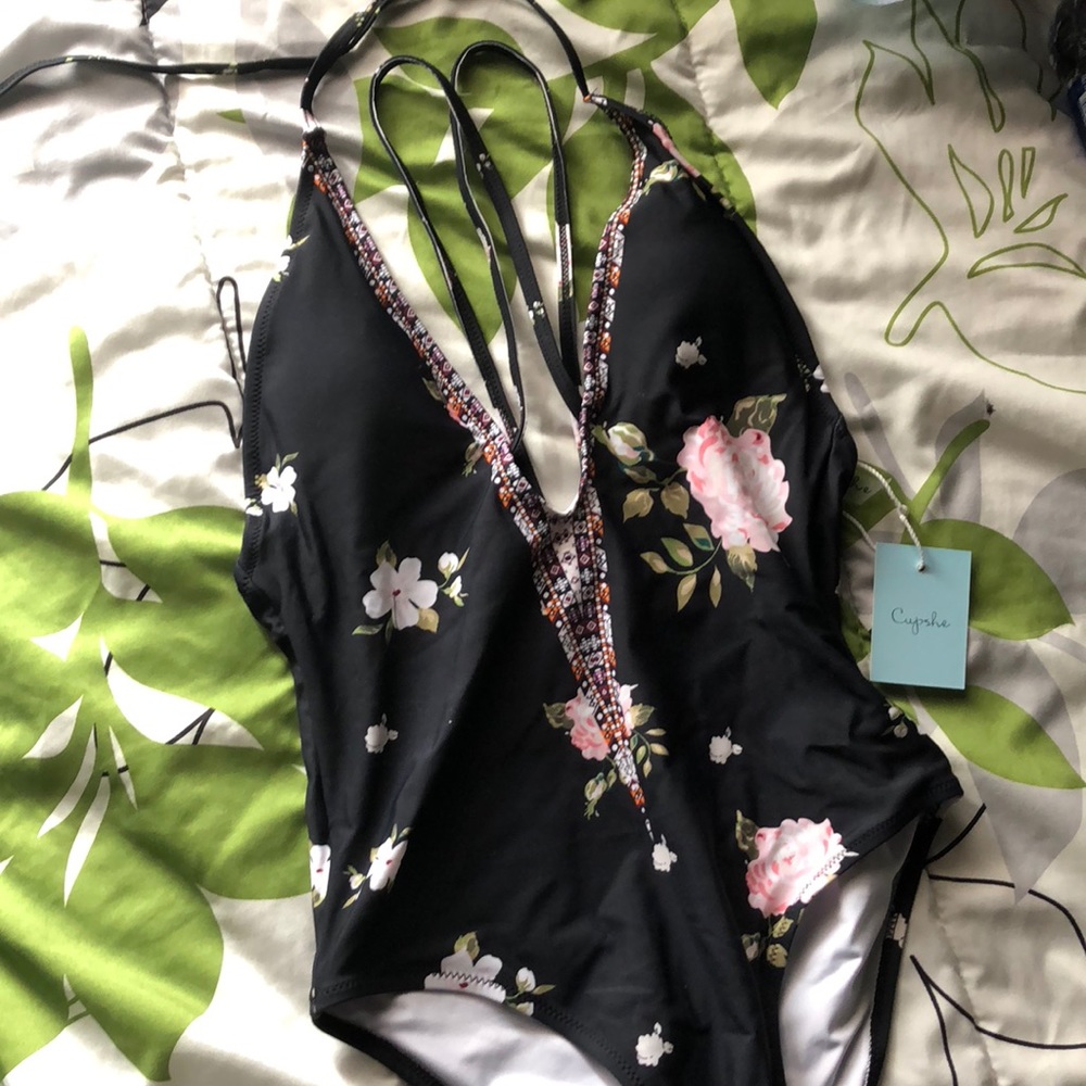 One piece swimsuit
